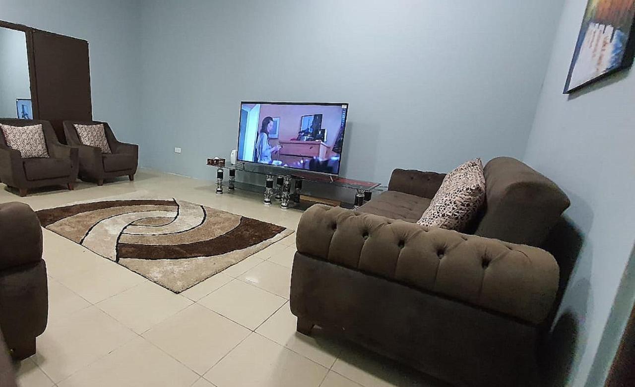 Legon City Mall Short Stay Apartments For Business And Vacation - East Legon Акра Екстериор снимка