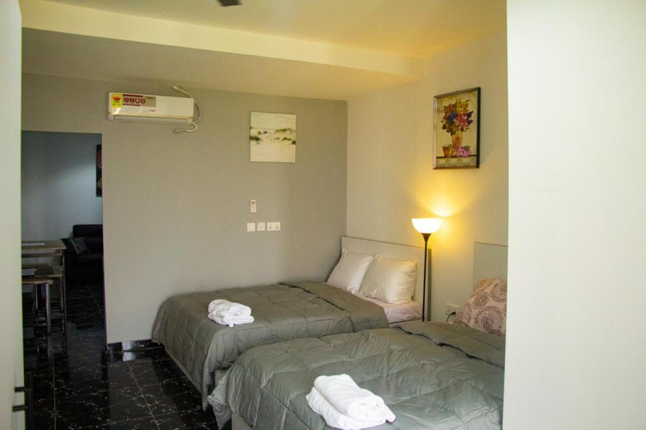 Legon City Mall Short Stay Apartments For Business And Vacation - East Legon Акра Екстериор снимка