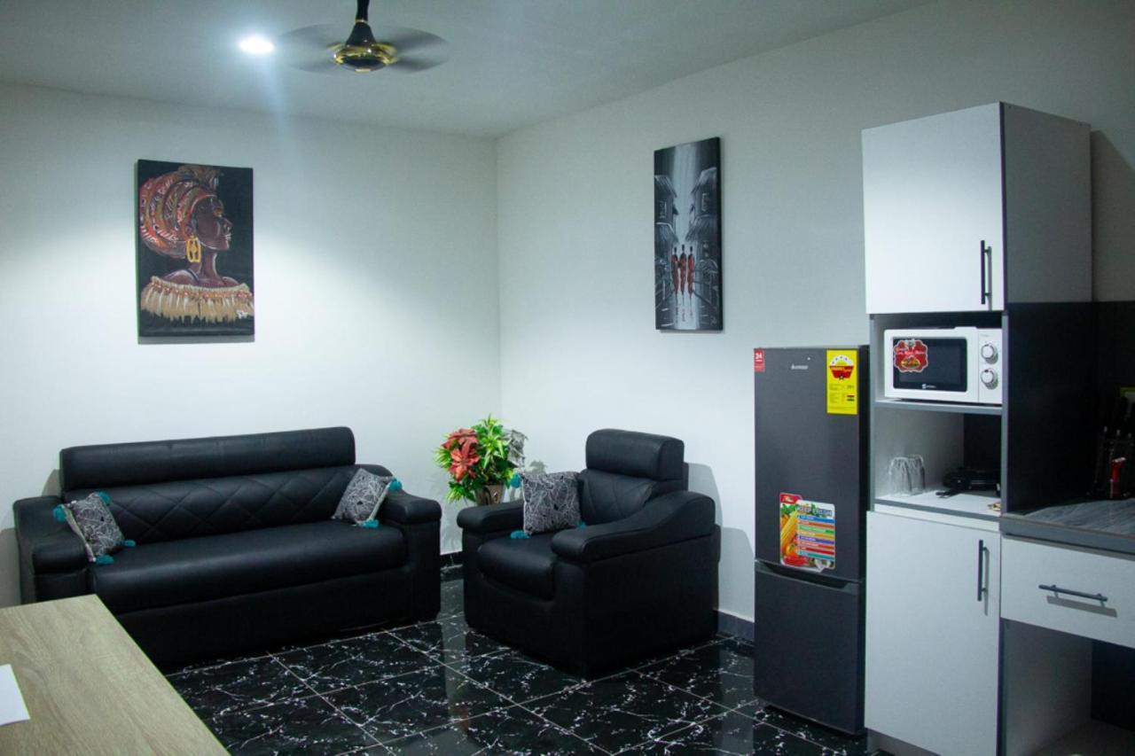 Legon City Mall Short Stay Apartments For Business And Vacation - East Legon Акра Екстериор снимка