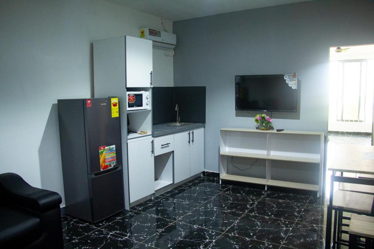 Legon City Mall Short Stay Apartments For Business And Vacation - East Legon Акра Екстериор снимка