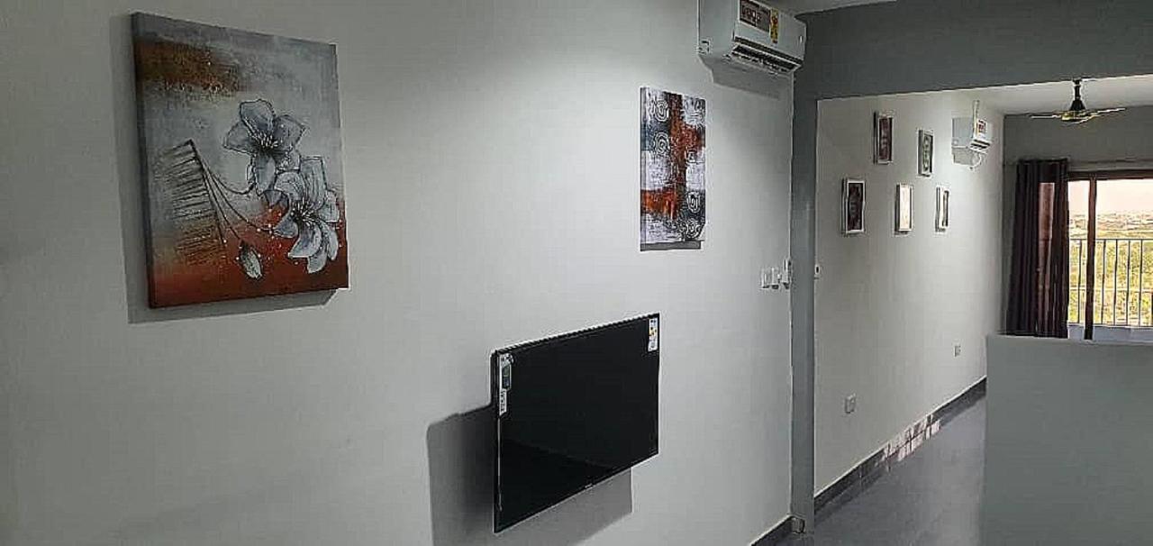Legon City Mall Short Stay Apartments For Business And Vacation - East Legon Акра Екстериор снимка